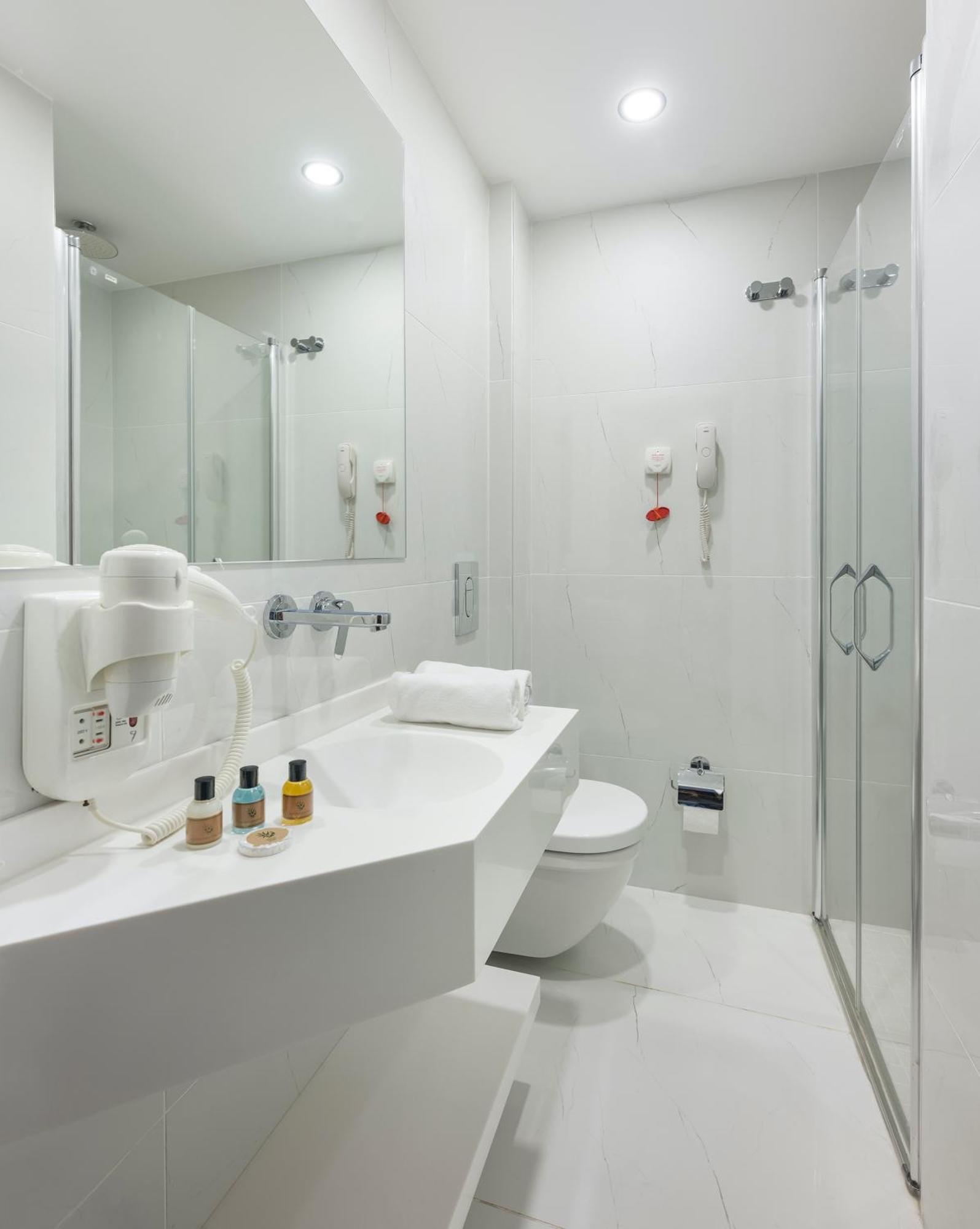 Uk Hotel Стамбул Екстер'єр фото
